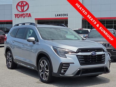 Used 2023 Subaru Ascent Limited w/ Technology Package AWD/4WD image 1