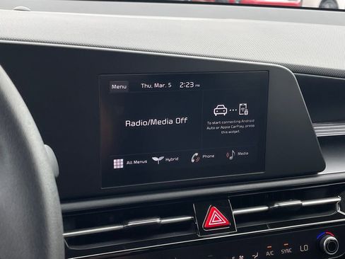 New 2026 Kia Niro LX image 16