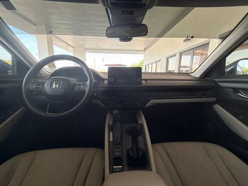 Used 2023 Honda Accord LX image 35