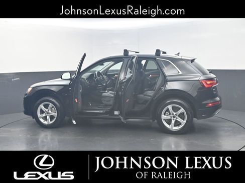 Used 2023 Audi Q5 2.0T Premium w/ Convenience Package image 29