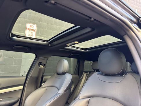 Certified 2023 MINI Cooper Clubman S image 16