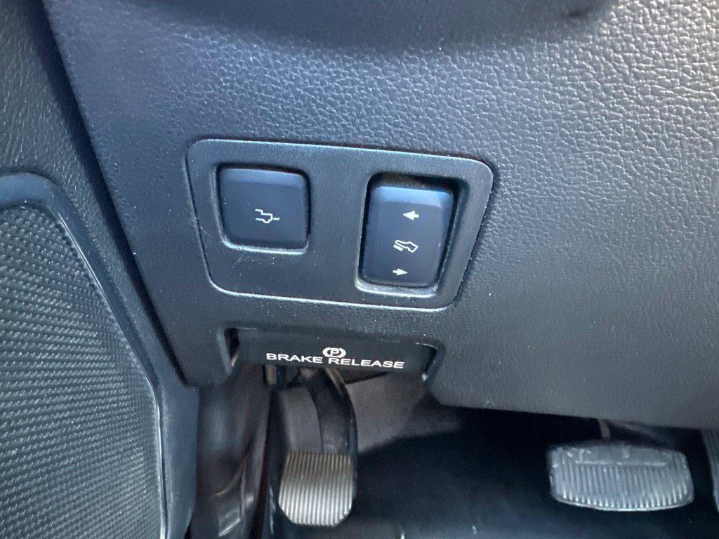 Used 2017 Ford F250 Lariat w/ Lariat Ultimate Package AWD/4WD image 13