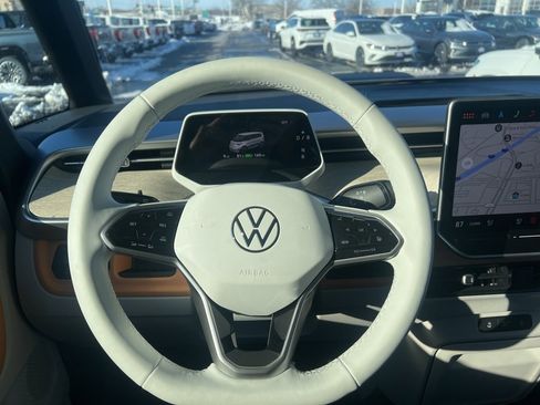 New 2025 Volkswagen ID. Buzz Pro S Plus image 13