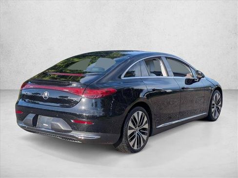 Used 2023 Mercedes-Benz EQE 500 4MATIC Sedan image 3