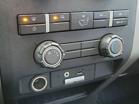 Used 2012 Ford F150 XLT w/ XLT Chrome Pkg image 29