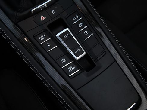 Used 2022 Porsche 718 Boxster Spyder image 48