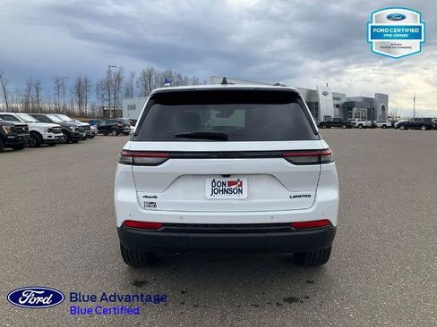 Used 2025 Jeep Grand Cherokee Limited w/ Black Appearance Package AWD/4WD image 24