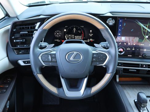 Used 2025 Lexus RX 350 Premium Plus image 17