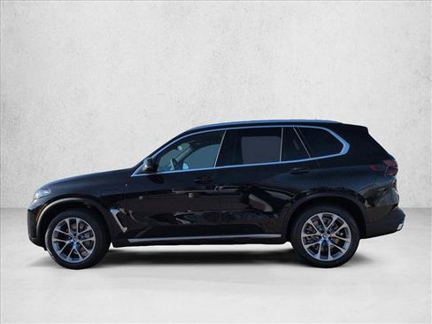 New 2026 BMW X5 xDrive50e image 5