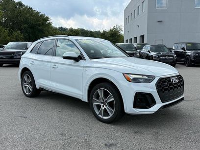 Certified 2025 Audi Q5 2.0T Premium w/ Convenience Plus Package