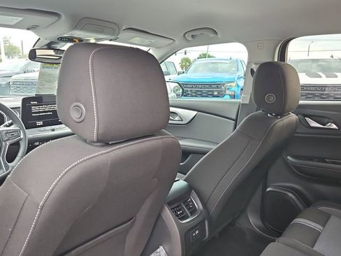 New 2026 Chevrolet Blazer LT w/ Convenience Package FWD image 11