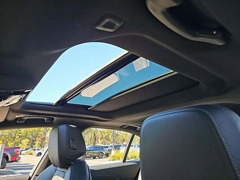 Used 2024 BMW 530i xDrive w/ Premium Package image 14