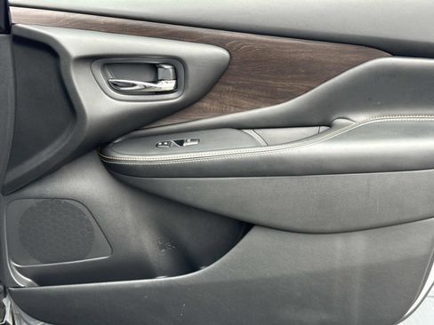 Used 2024 Nissan Murano Platinum w/ Cargo Package image 24