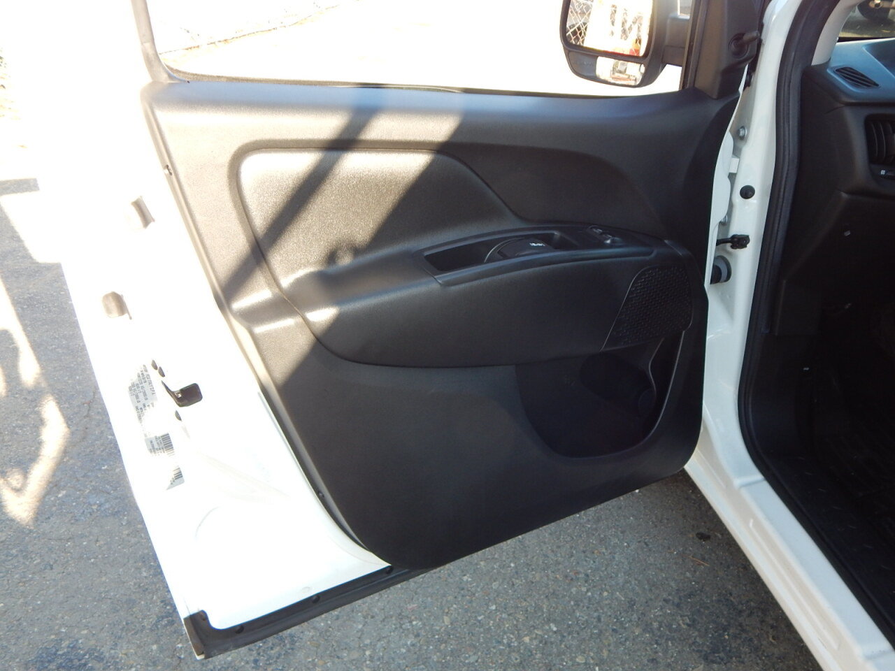 Used 2020 RAM ProMaster City Tradesman FWD image 17