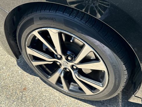 Used 2018 Nissan Maxima 3.5 SL FWD image 21