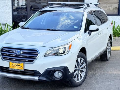 Used 2017 Subaru Outback 3.6R Touring AWD/4WD image 5