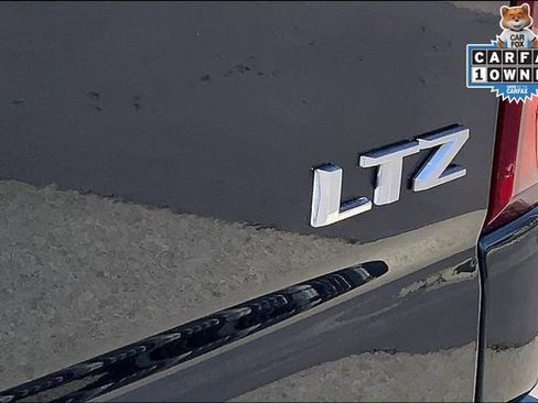 Used 2024 Chevrolet Silverado 2500 LTZ w/ LTZ Convenience Package image 8