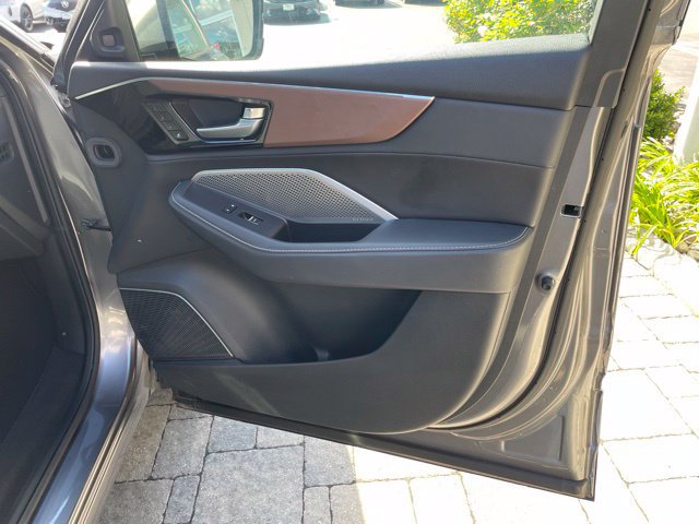 Used 2022 Acura MDX w/ Technology Package AWD/4WD image 19