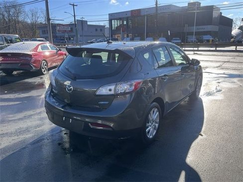Used 2013 MAZDA MAZDA3 i Grand Touring image 8