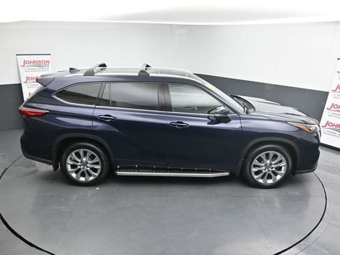 Used 2022 Toyota Highlander Limited image 36