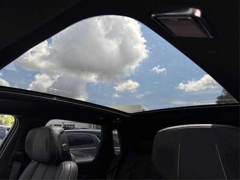 New 2026 Cadillac Lyriq Premium Luxury RWD image 31