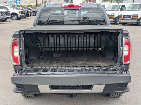 Used 2017 GMC Canyon SLT w/ Driver Alert Package AWD/4WD image 30