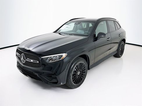 New 2026 Mercedes-Benz GLC 300 image 3