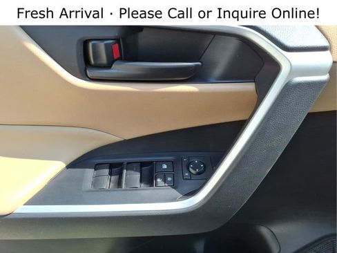 Used 2023 Toyota RAV4 LE image 11