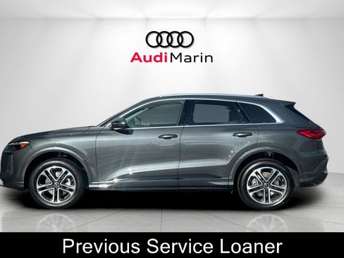 Certified 2025 Audi Q5 Premium Plus w/ Premium Plus image 2