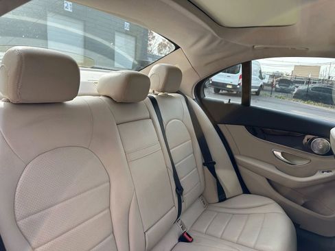 Used 2015 Mercedes-Benz C 300 4MATIC Sedan image 16