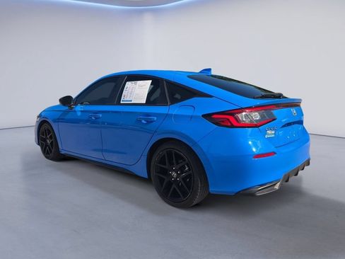 Used 2022 Honda Civic Sport image 3