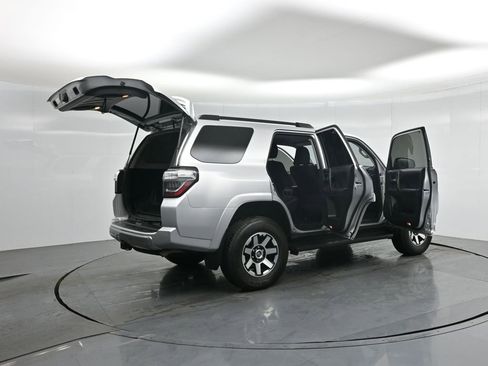 Used 2021 Toyota 4Runner TRD Off-Road image 5