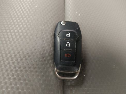 Used 2021 Ford F250 XL w/ Power Equipment Group image 32