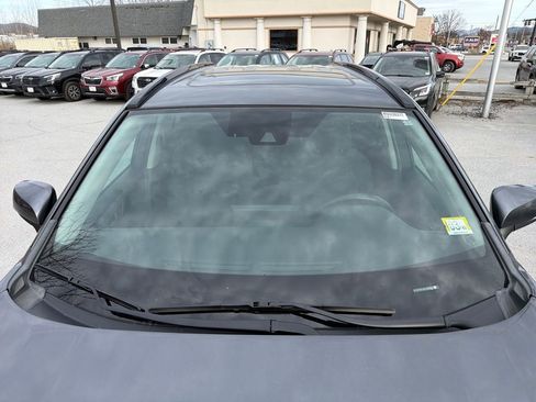 Used 2020 Toyota RAV4 XLE w/ Convenience Package image 6