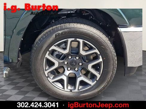 New 2026 RAM 1500 Laramie AWD/4WD image 5