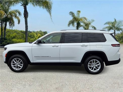 Certified 2023 Jeep Grand Cherokee L Laredo w/ Luxury Tech Group I RWD image 2