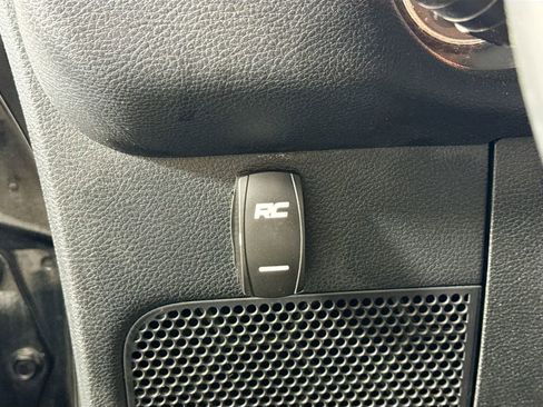 Used 2015 Jeep Wrangler Unlimited Sport w/ Connectivity Group image 10