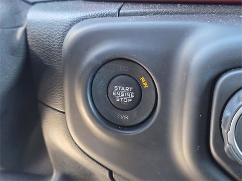 Certified 2019 Jeep Wrangler Unlimited Rubicon image 38