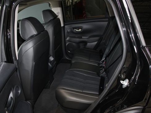 Certified 2025 Honda HR-V EX-L image 17