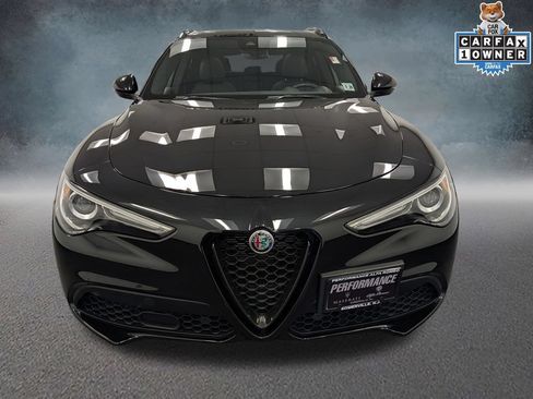Used 2023 Alfa Romeo Stelvio Sprint AWD/4WD image 2