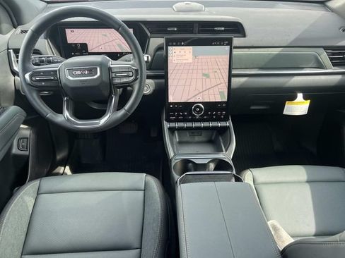 Used 2026 GMC Terrain AT4 w/ Convenience Package III AWD/4WD image 15