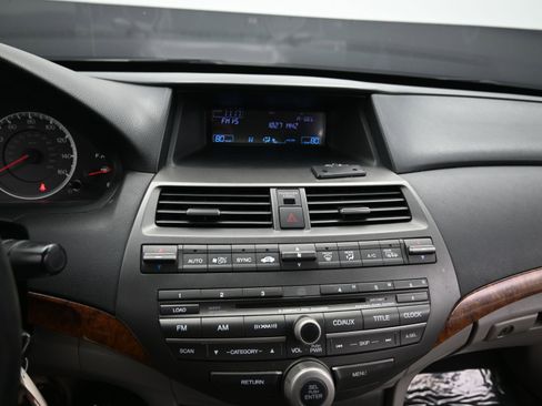 Used 2012 Honda Accord EX-L image 17