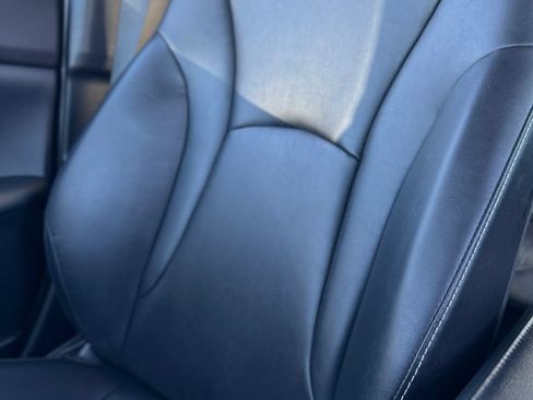 Used 2021 Toyota Prius Prime XLE FWD image 33