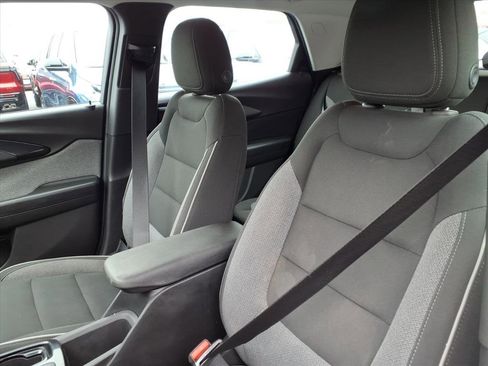 Used 2021 Chevrolet TrailBlazer LS image 7