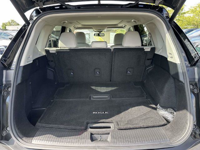 Used 2023 Nissan Rogue SL w/ SL Premium Package AWD/4WD image 13