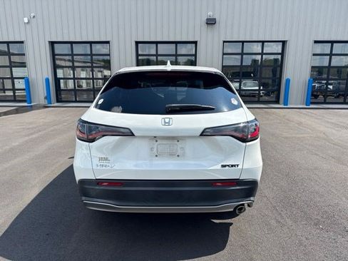 Used 2024 Honda HR-V Sport image 8