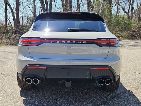 New 2026 Porsche Macan AWD/4WD image 5
