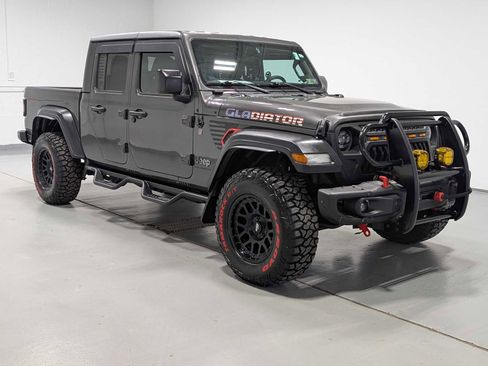 Used 2023 Jeep Gladiator Sport w/ Trailer Tow Package image 6