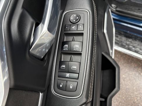 Used 2022 RAM 3500 Laramie image 19