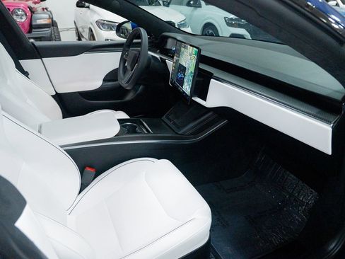 Used 2023 Tesla Model S Plaid image 43